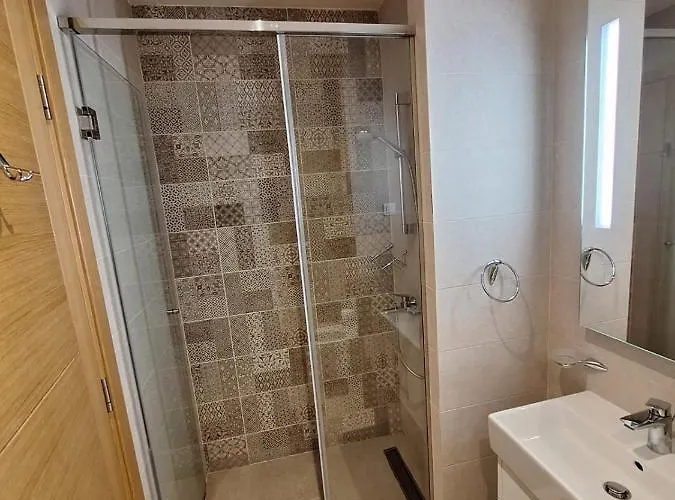 Andjelija 즐라티보